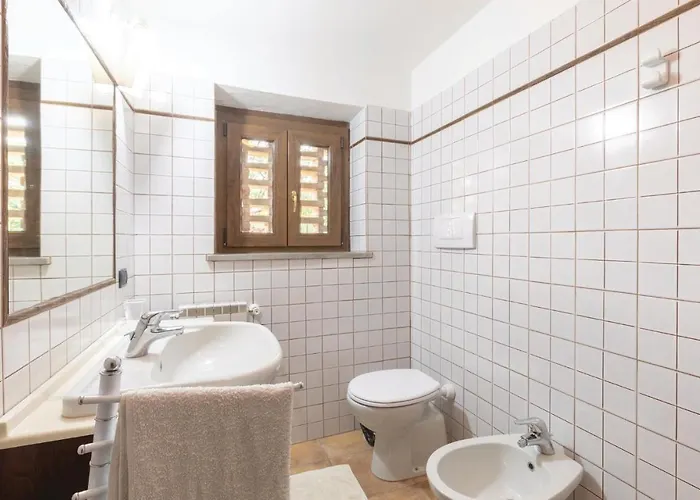 Ginestre 3 Apartment *